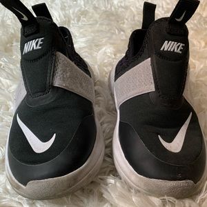 Nike play shoes